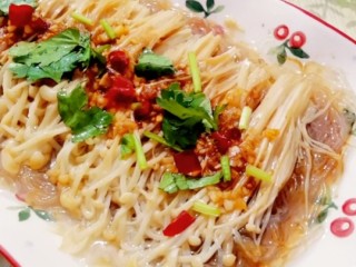 蒜蓉粉丝蒸金针菇 